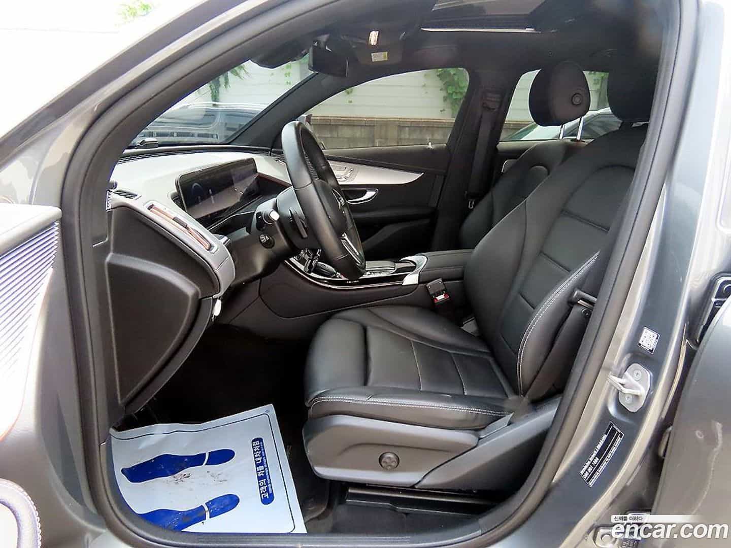 EQC Mercedes-Benz 2020.11-OUTER-005