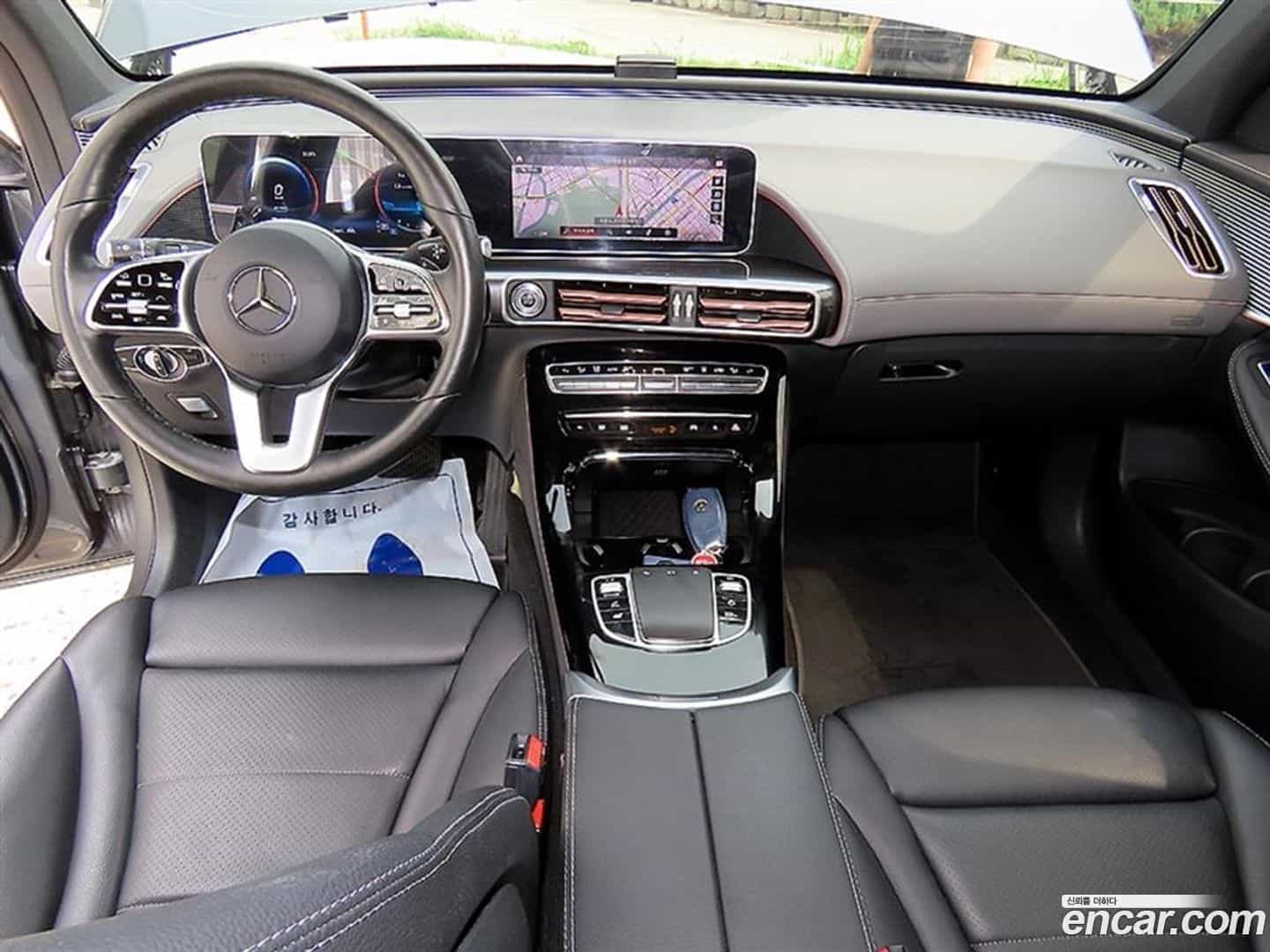 EQC Mercedes-Benz 2020.11-INNER-007