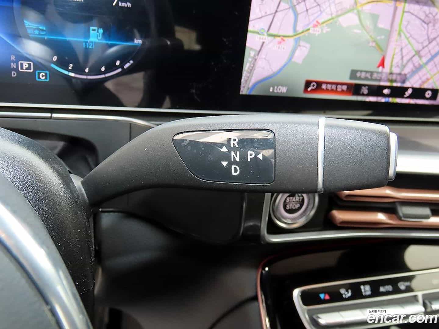 EQC Mercedes-Benz 2020.11-INNER-010