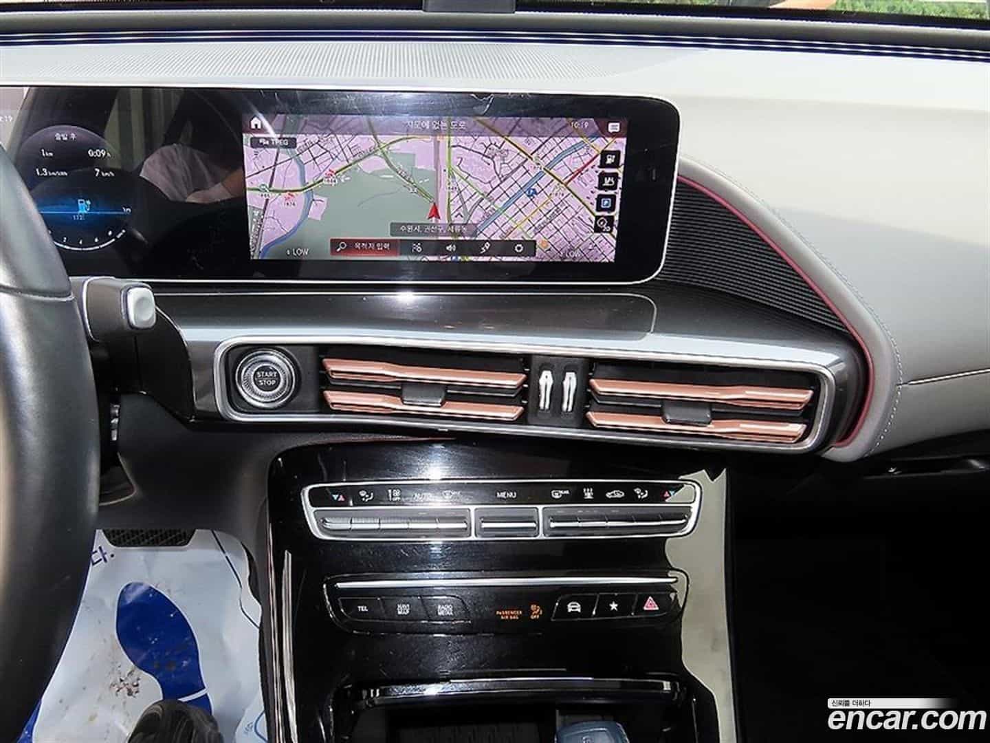 EQC Mercedes-Benz 2020.11-OPTION-017