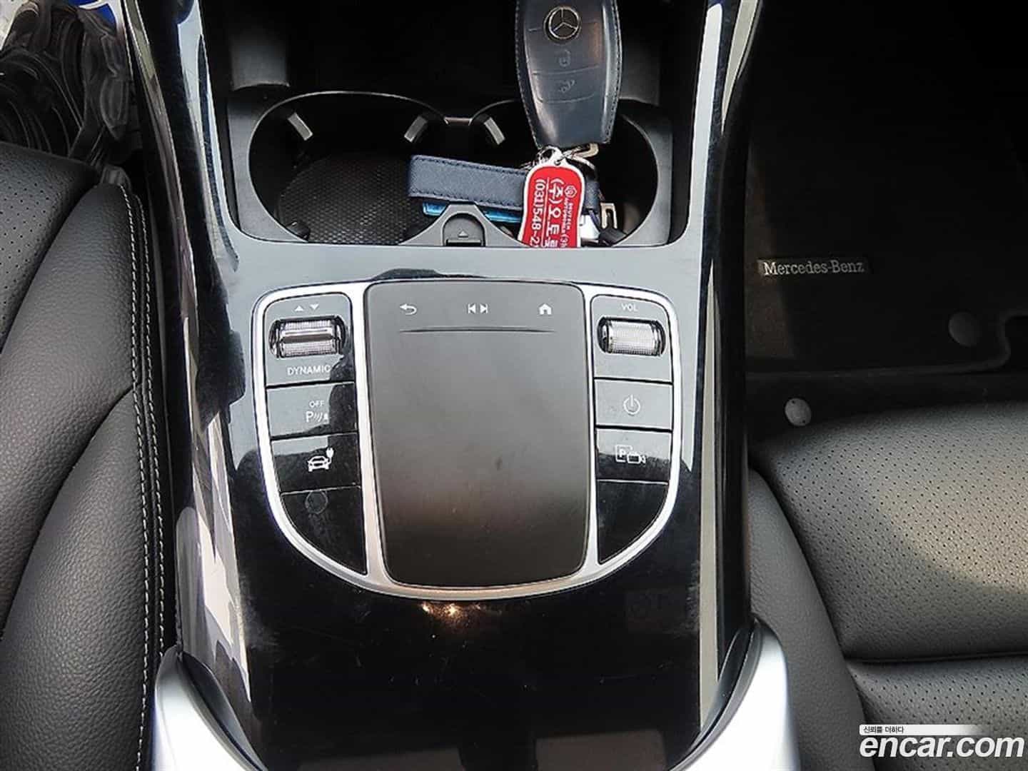 EQC Mercedes-Benz 2020.11-OPTION-018
