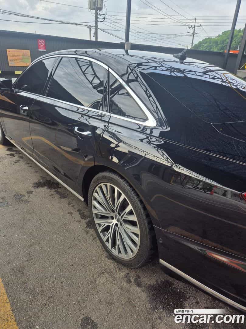 A8 Audi 2020.11-OUTER-002