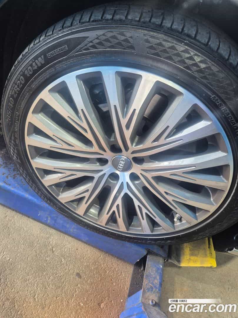 A8 Audi 2020.11-OPTION-015