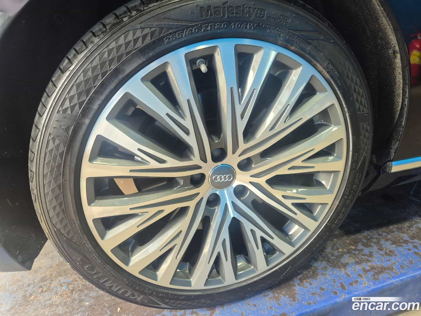 A8 Audi 2020.11-OPTION-017