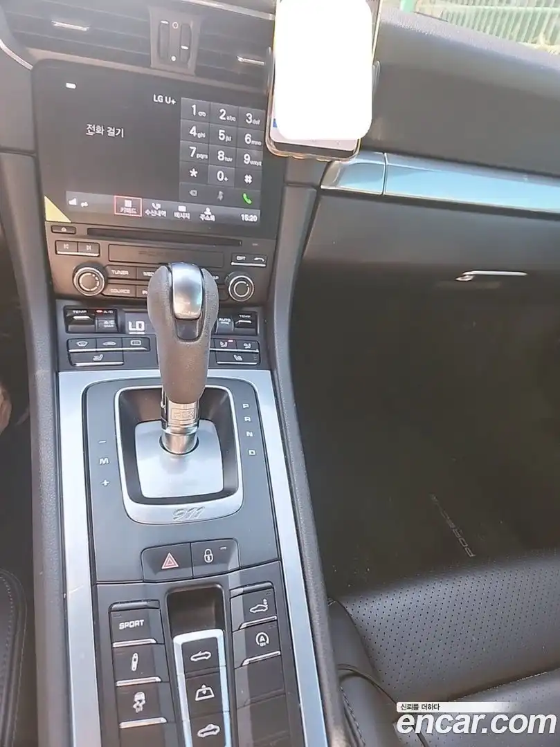911 Porsche 2018.5-OUTER-006