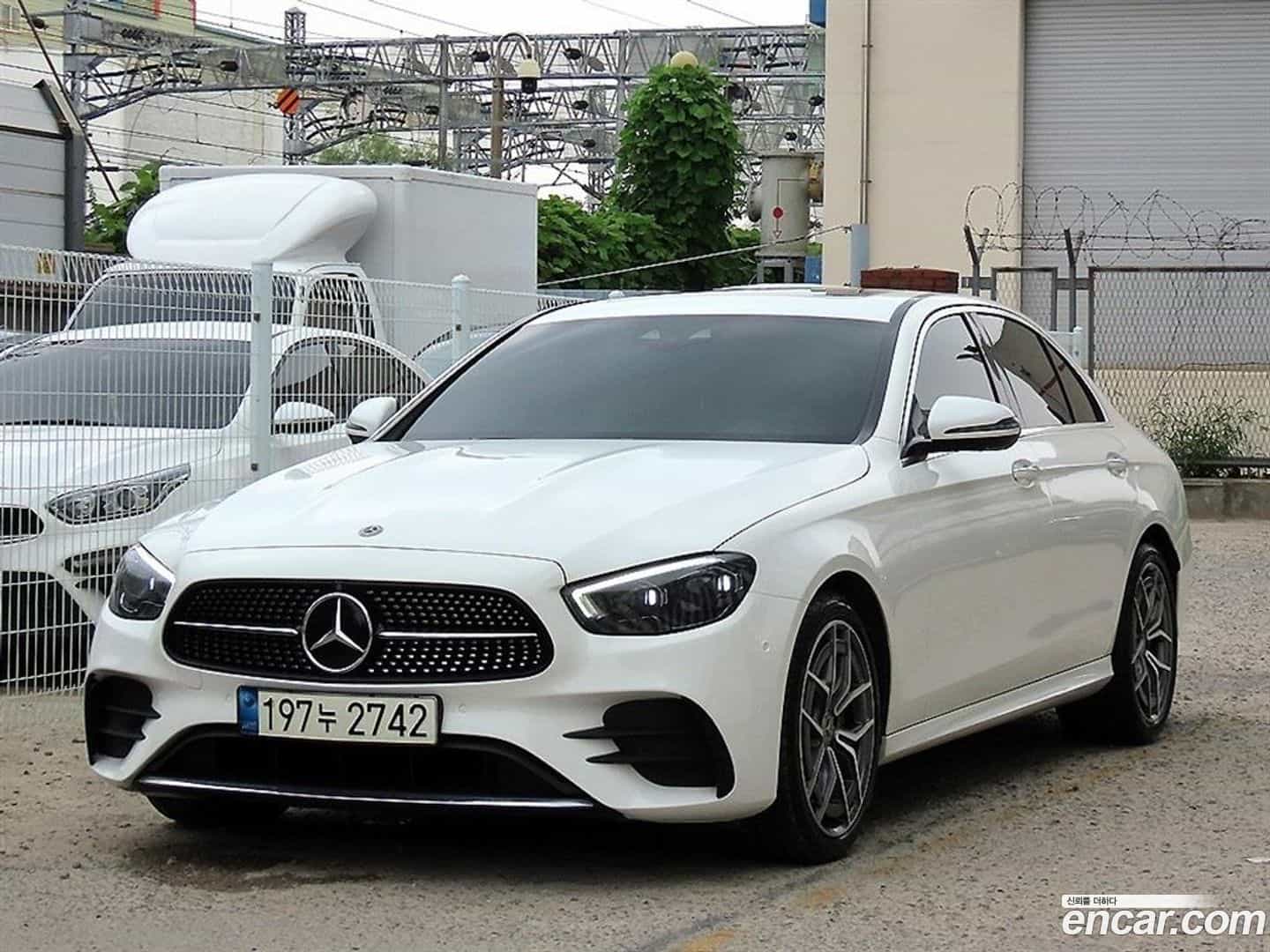 E-Class Mercedes-Benz 2021.7-OUTER-002