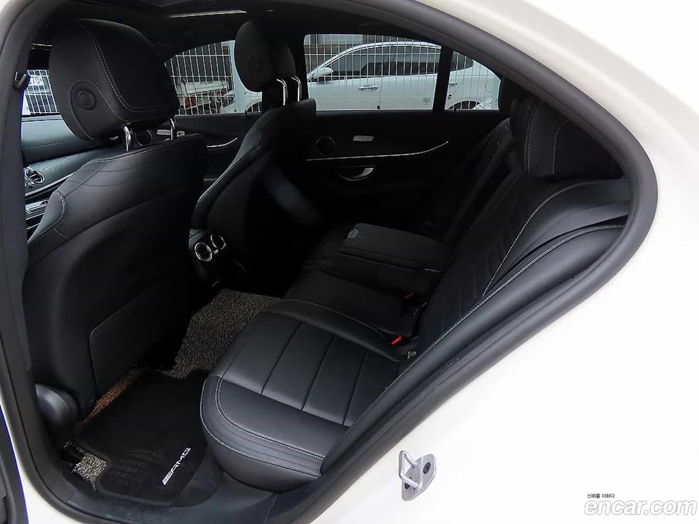 E-Class Mercedes-Benz 2021.7-OUTER-006