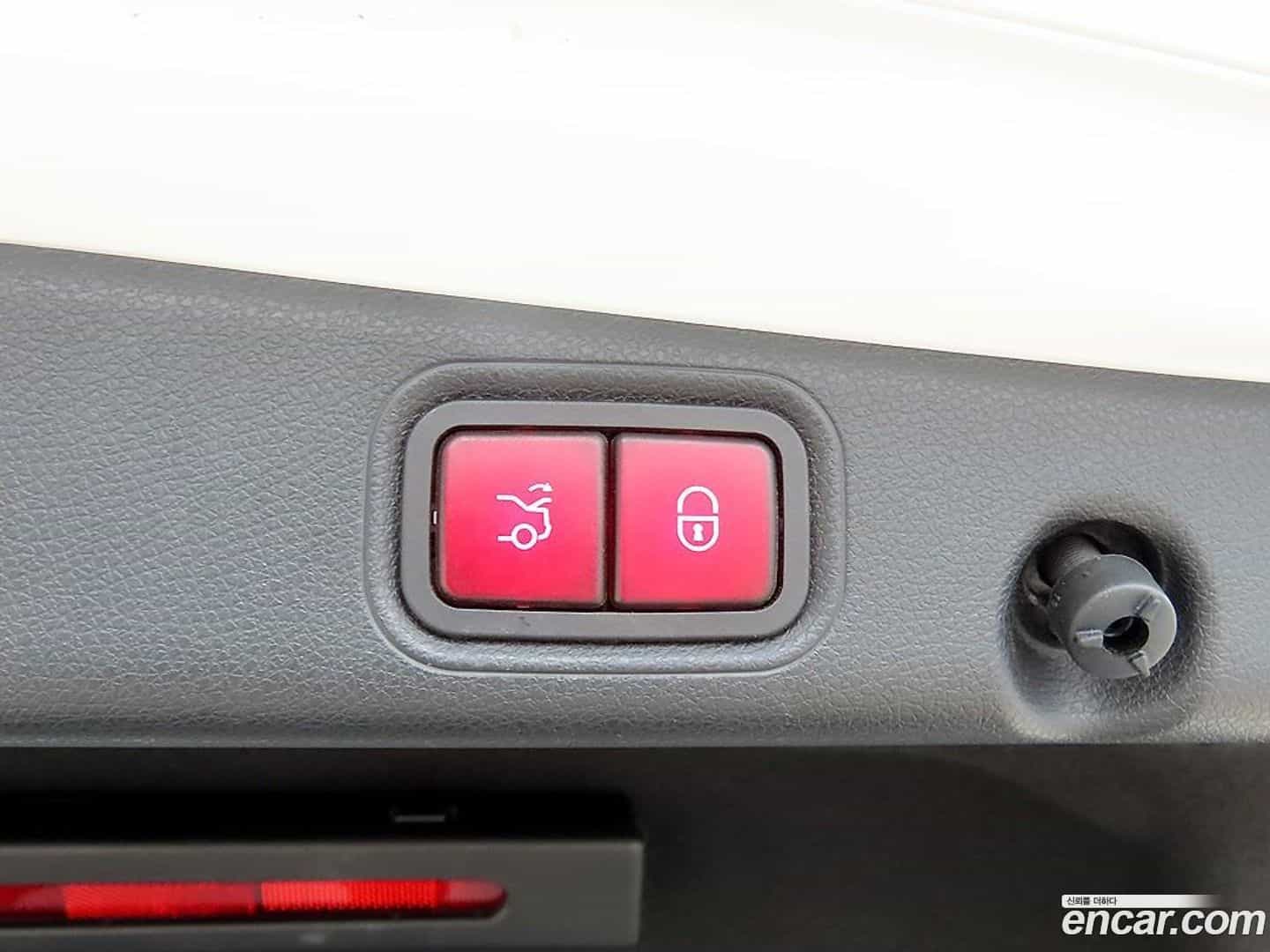 E-Class Mercedes-Benz 2021.7-OPTION-020