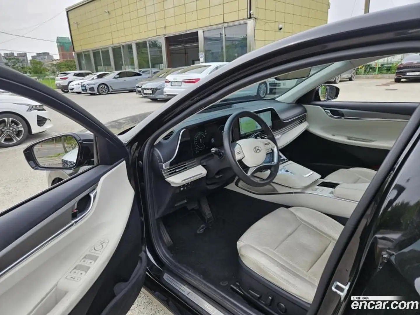 Grandeur Hyundai 2022.5-OUTER-006