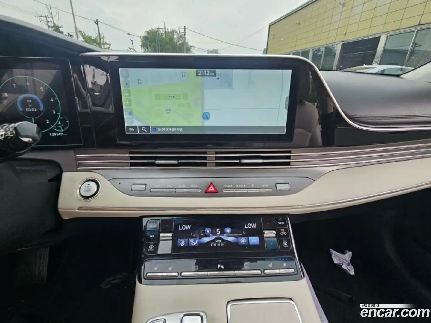 Grandeur Hyundai 2022.5-OPTION-016