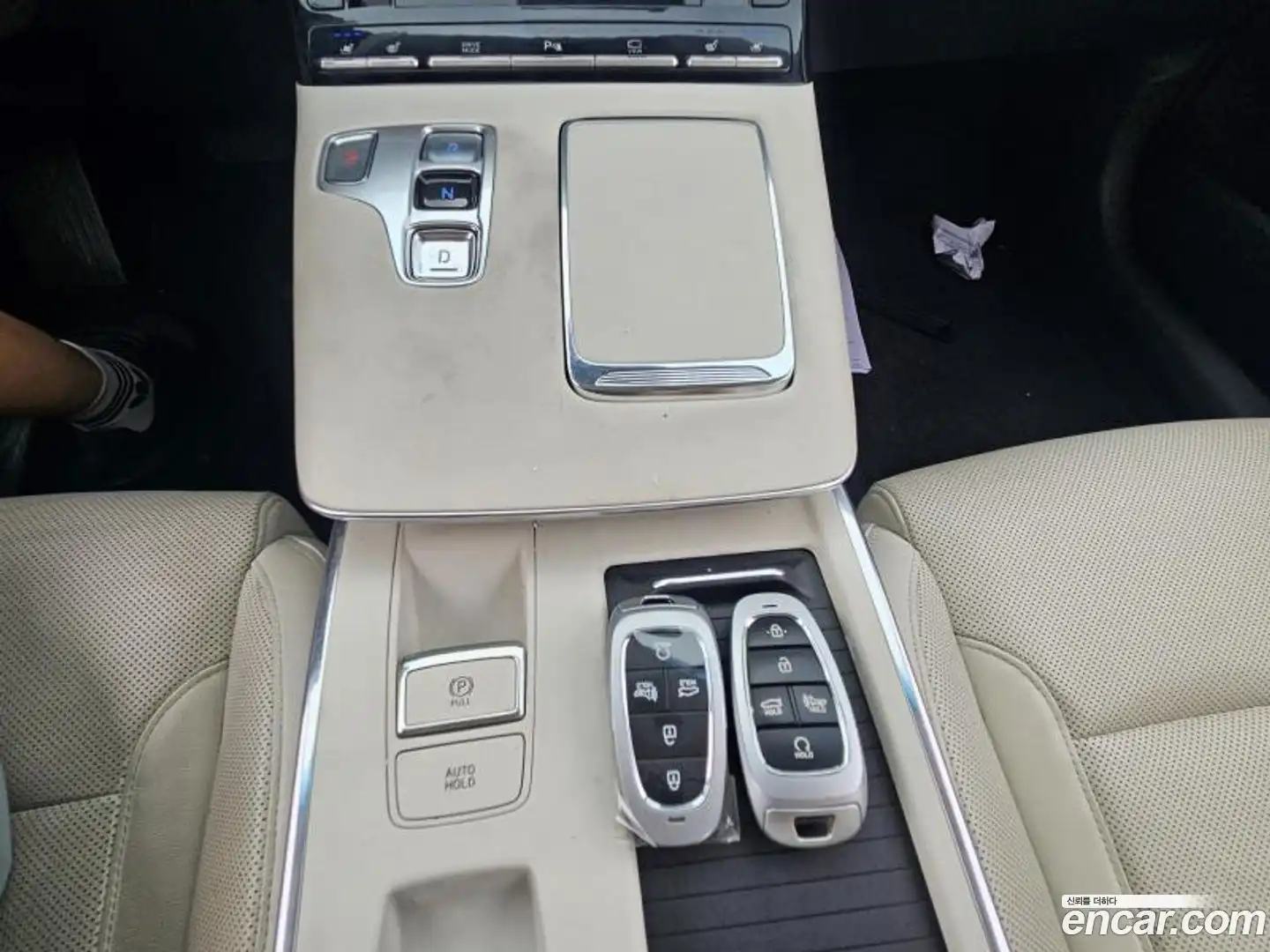Grandeur Hyundai 2022.5-OPTION-018