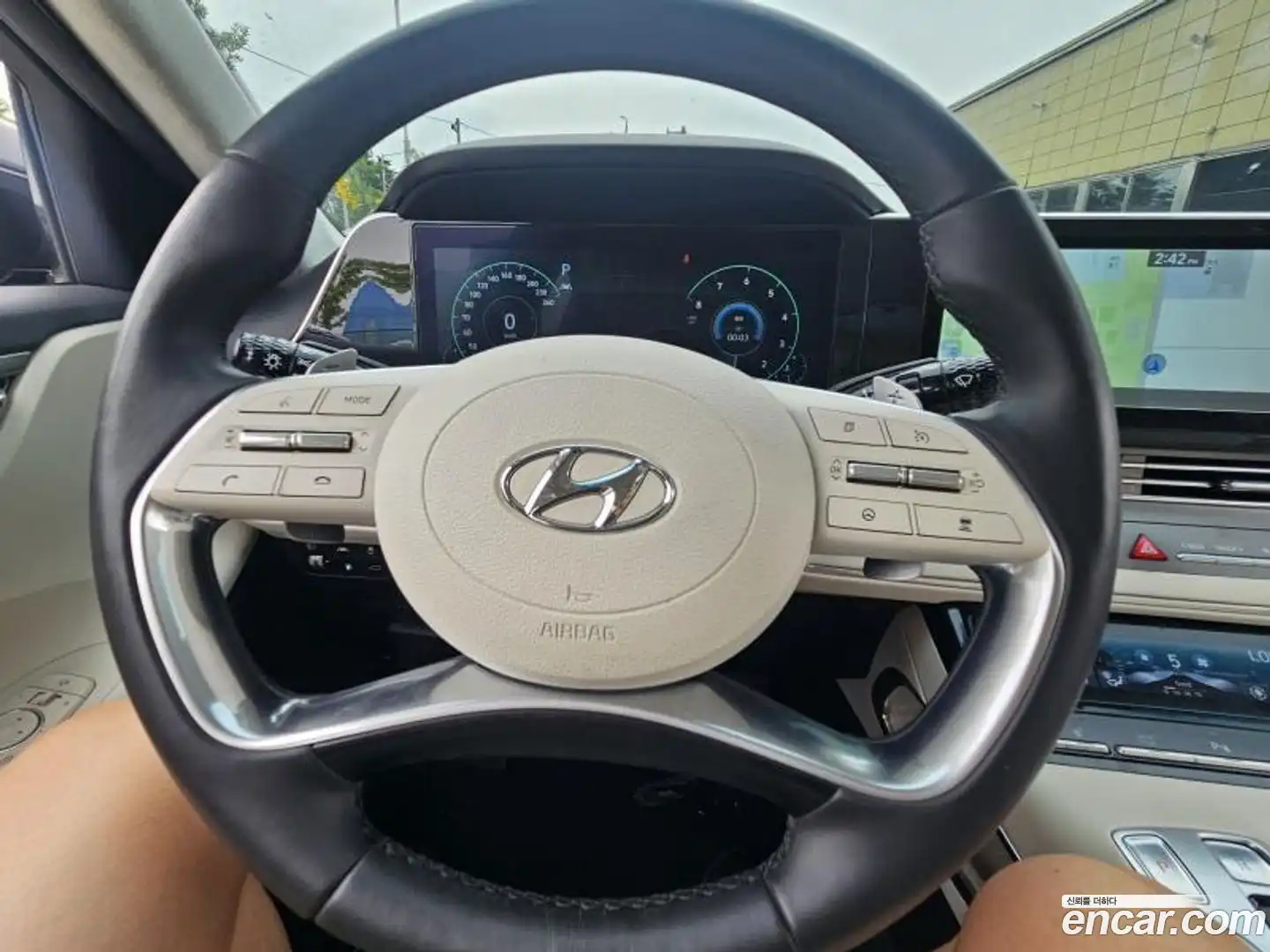 Grandeur Hyundai 2022.5-OPTION-020