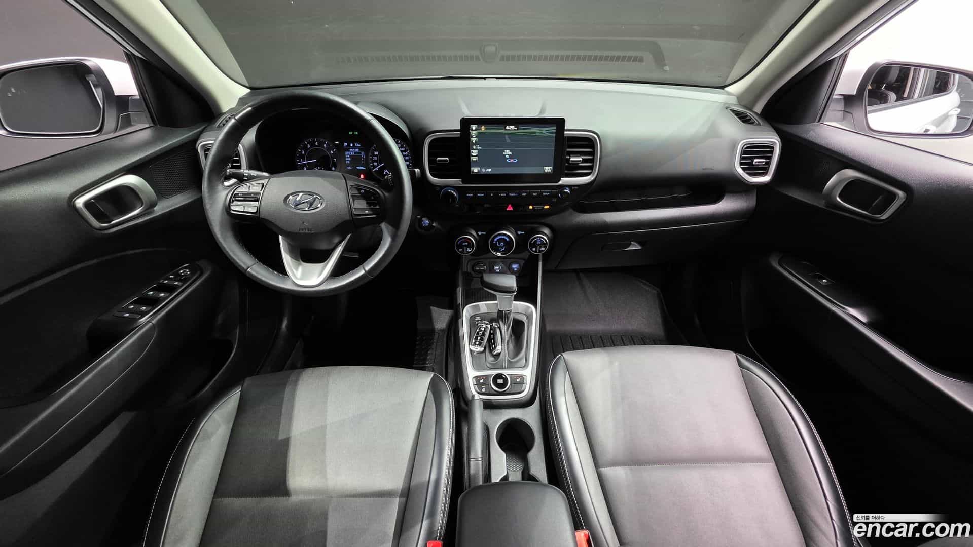 Venue Hyundai 2019.6-INNER-007