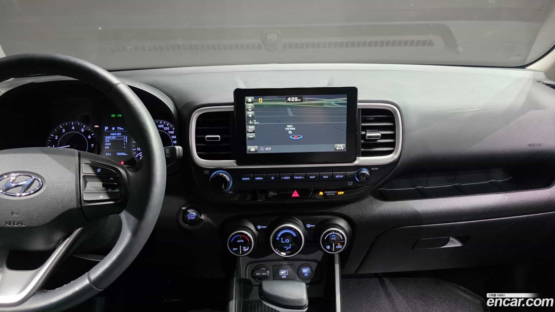 Venue Hyundai 2019.6-OPTION-021