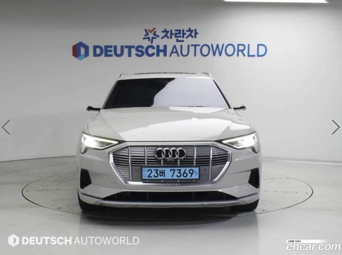 e-tron Audi 2020.5-OUTER-003