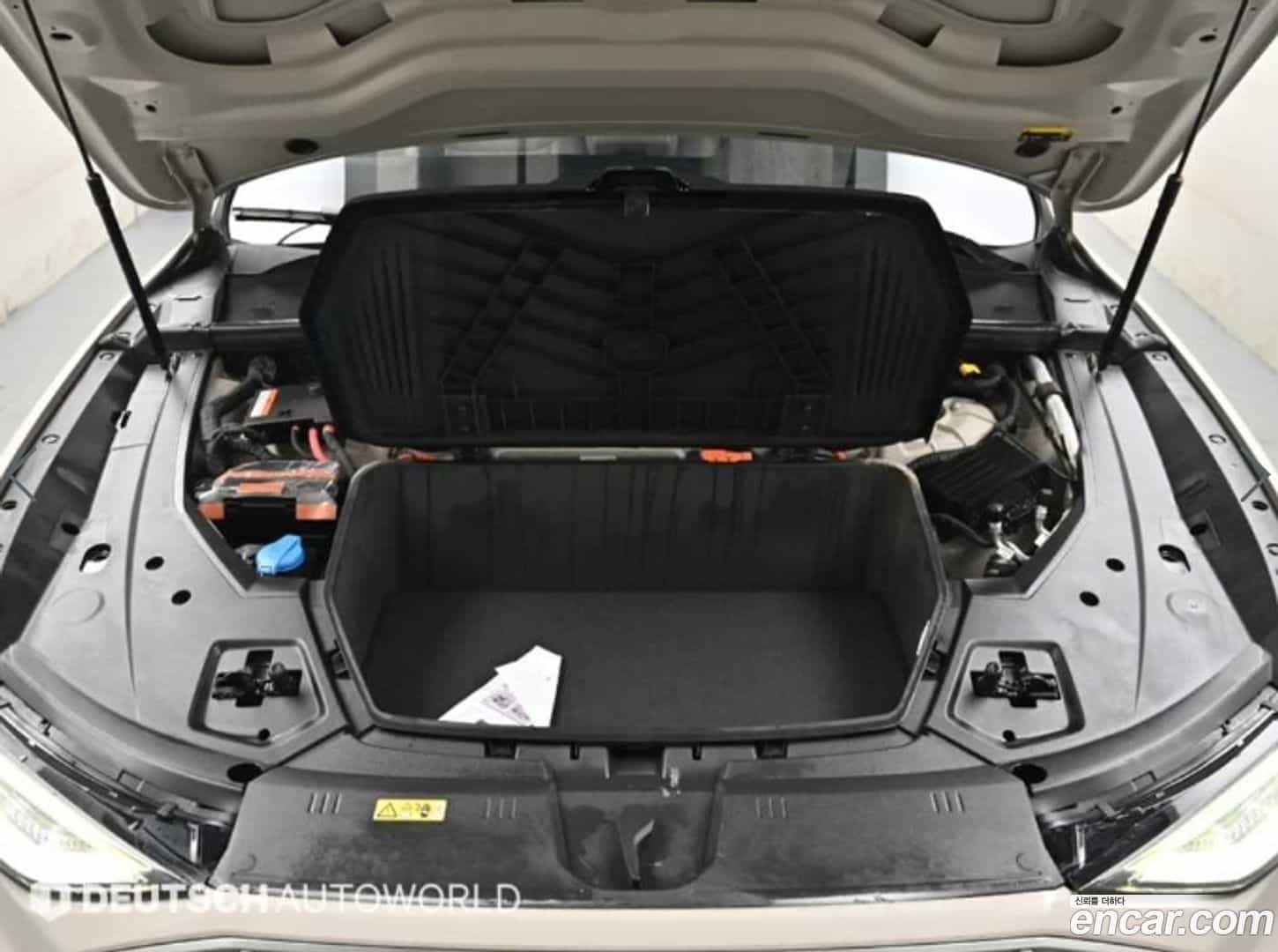 e-tron Audi 2020.5-OPTION-024