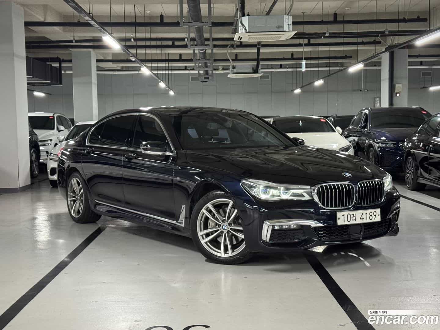7-Series BMW 2018.1-OUTER-001