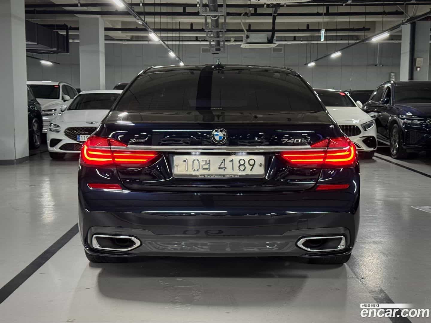 7-Series BMW 2018.1-OUTER-004