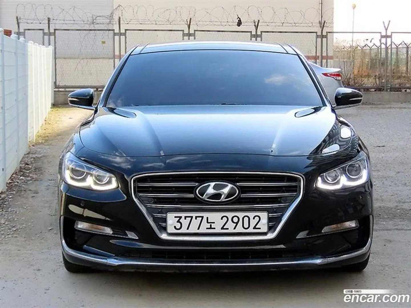 Main__Slider__Photo:Grandeur Hyundai 2018.8-0