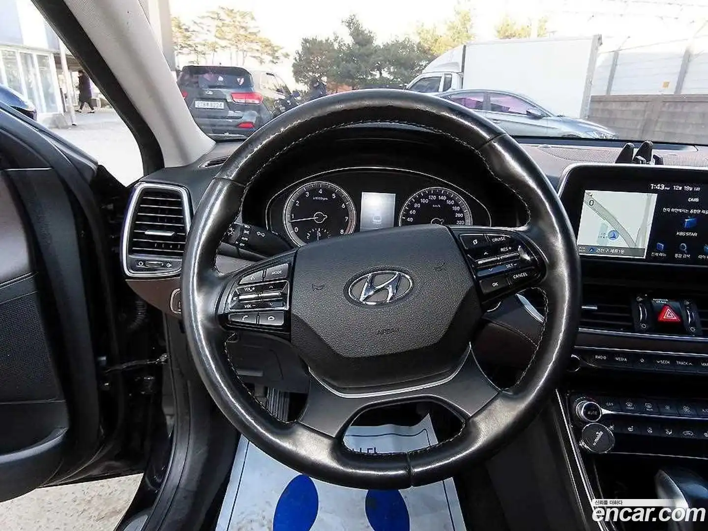 Grandeur Hyundai 2018.8-INNER-008
