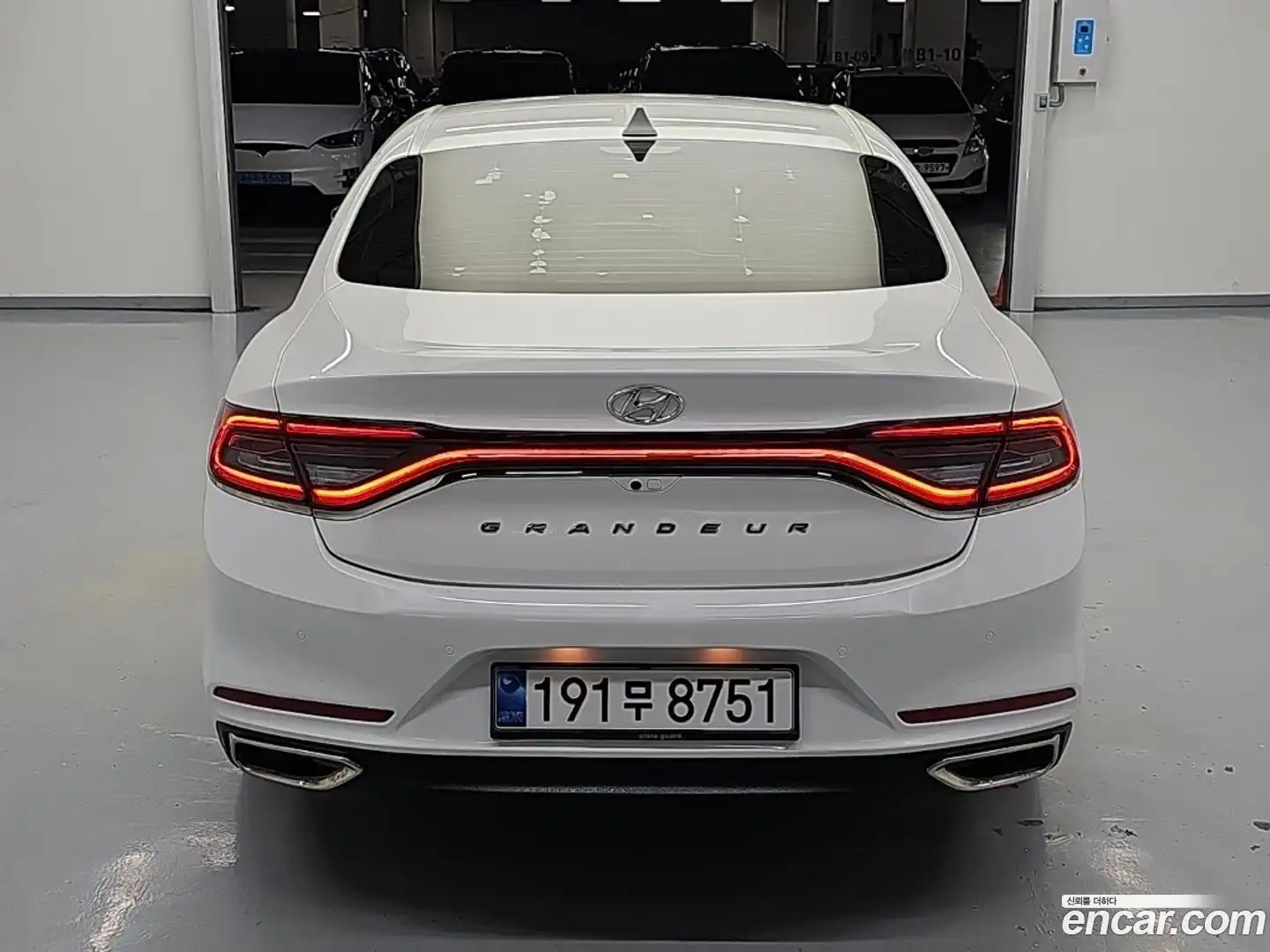 Grandeur Hyundai 2017.5-OUTER-003