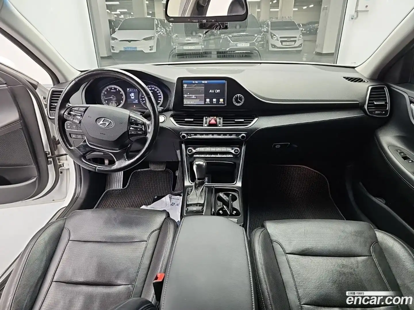 Grandeur Hyundai 2017.5-INNER-007