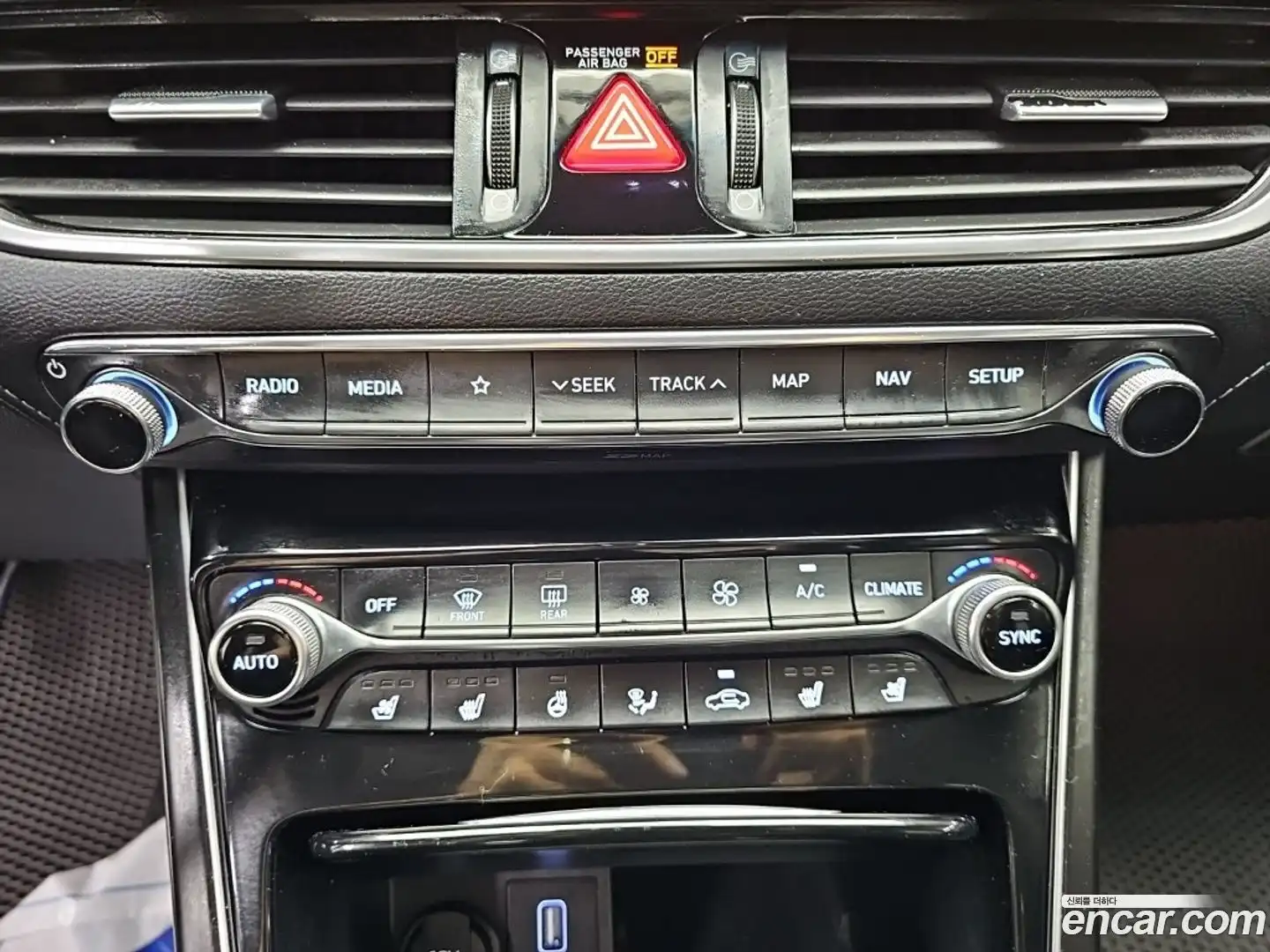Grandeur Hyundai 2017.5-INNER-010