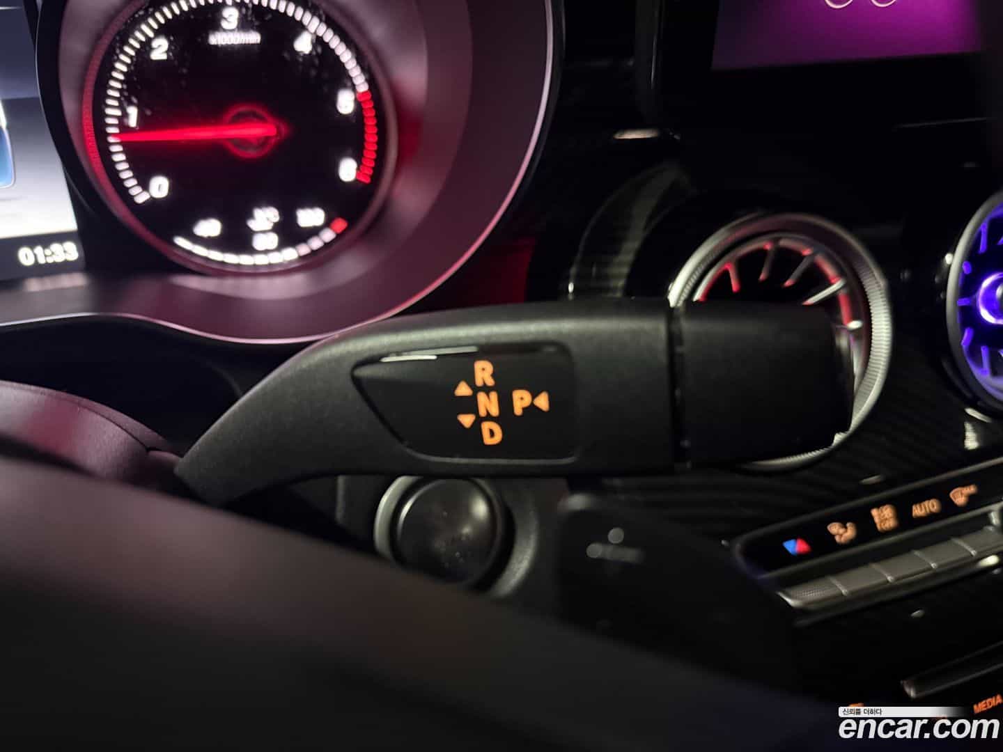 C-Class Mercedes-Benz 2014.6-INNER-009