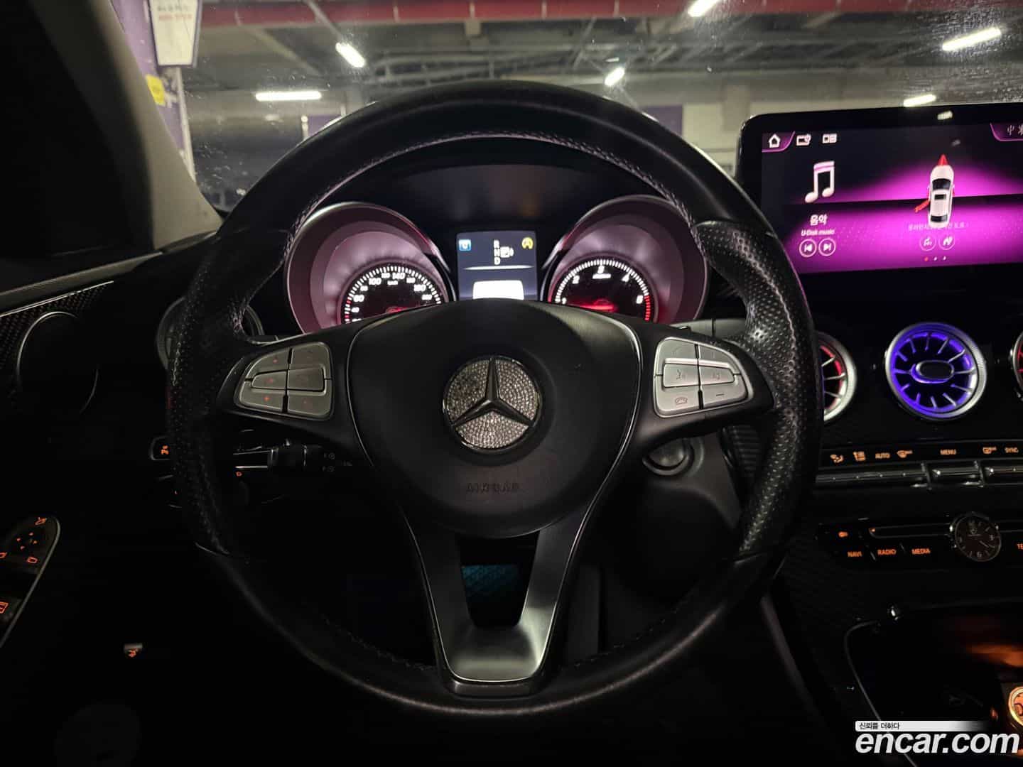 C-Class Mercedes-Benz 2014.6-INNER-010