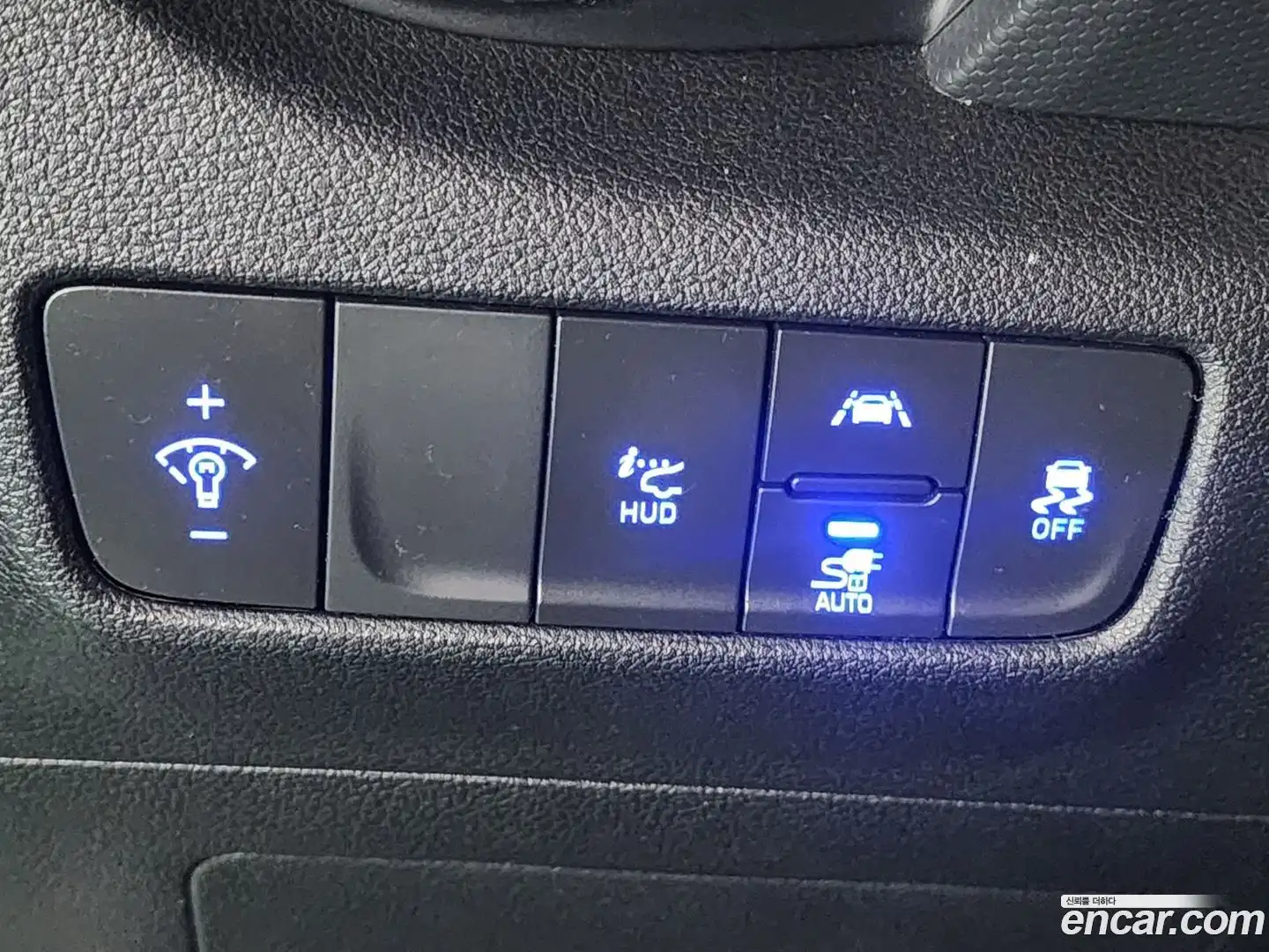 Kona Hyundai 2019.3-INNER-010