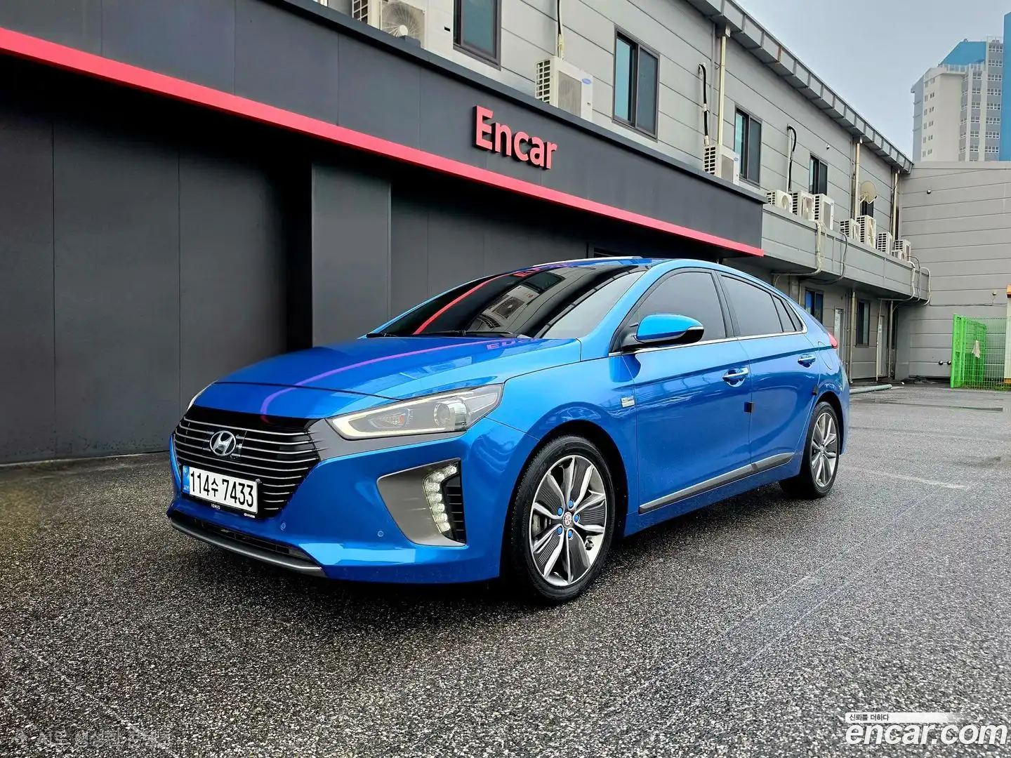 Ioniq Hyundai 2018.4-OUTER-001