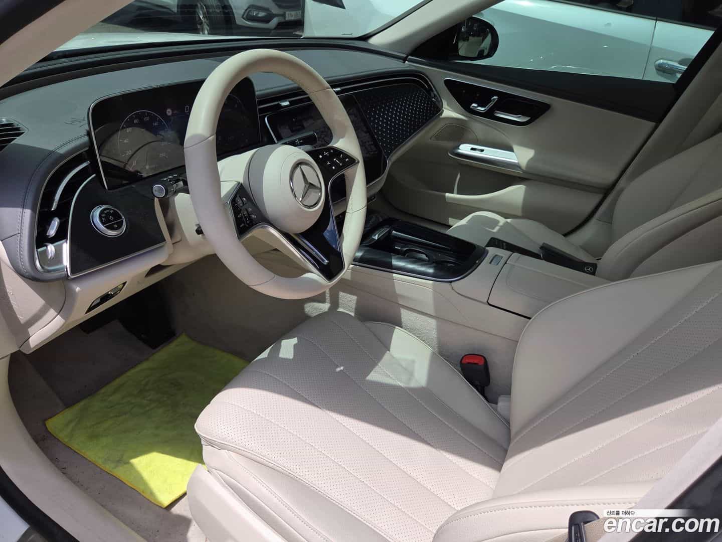 E-Class Mercedes-Benz 2024.9-OUTER-006