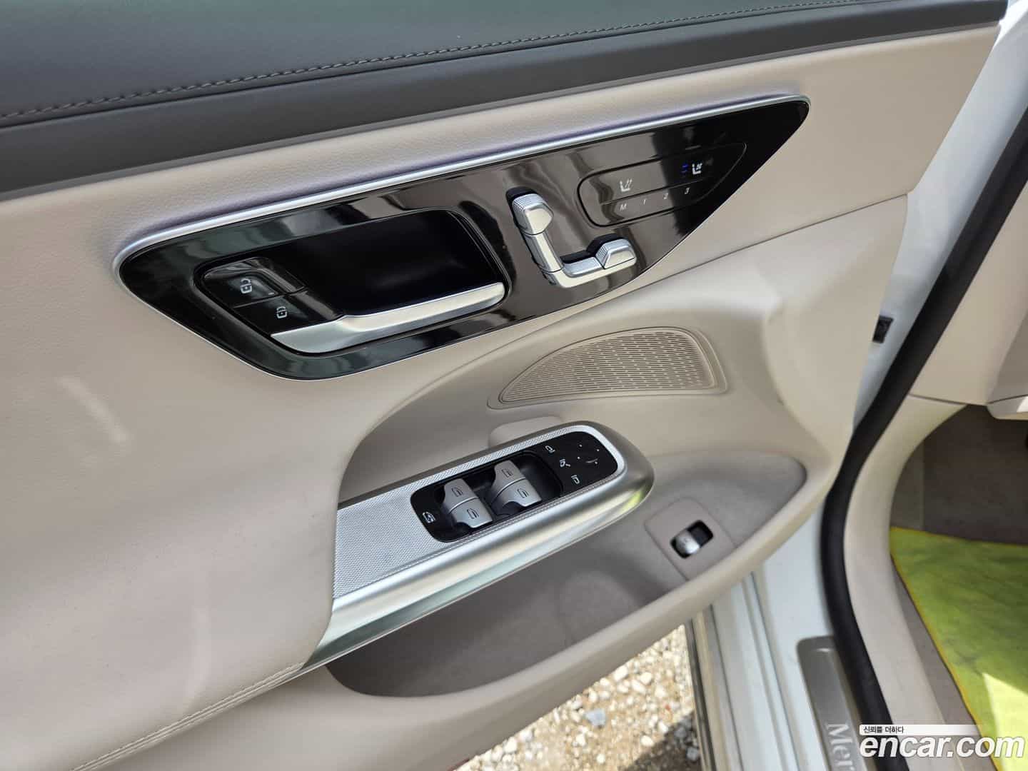 E-Class Mercedes-Benz 2024.9-INNER-010
