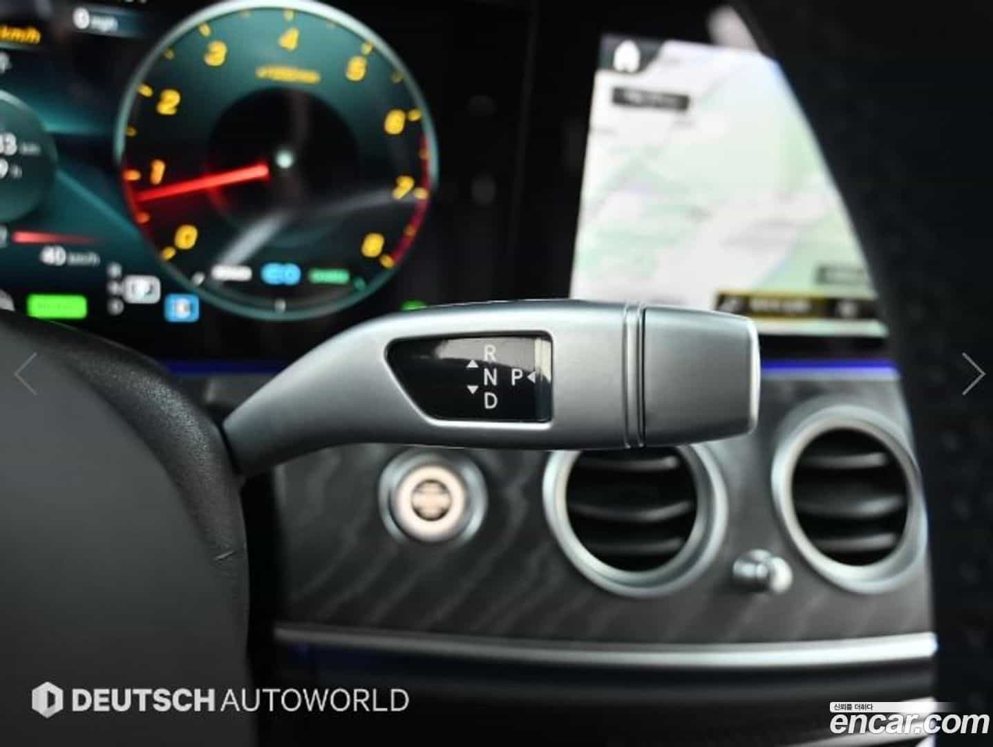 E-Class Mercedes-Benz 2022.3-INNER-009