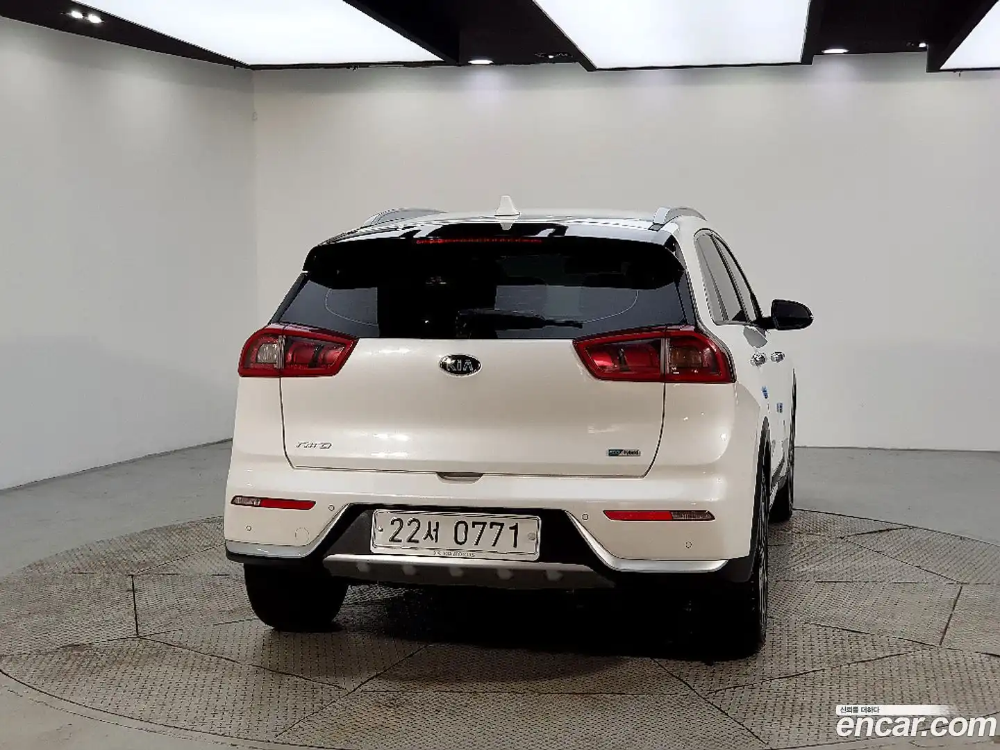 Niro Kia 2016.5-OUTER-003