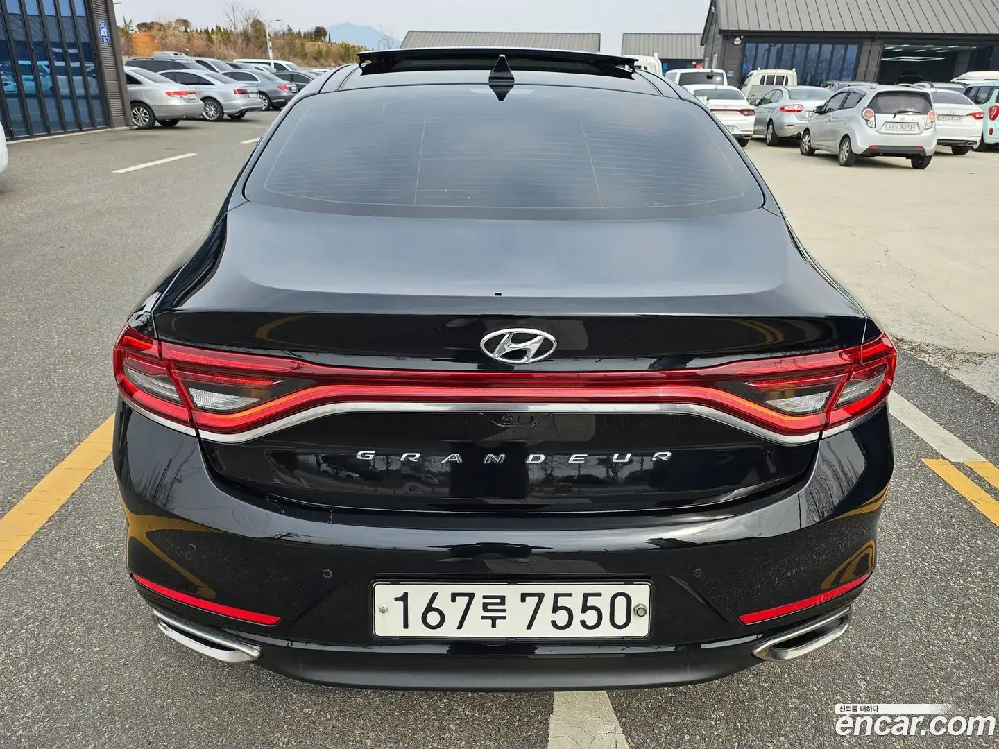 Grandeur Hyundai 2017.2-OUTER-005