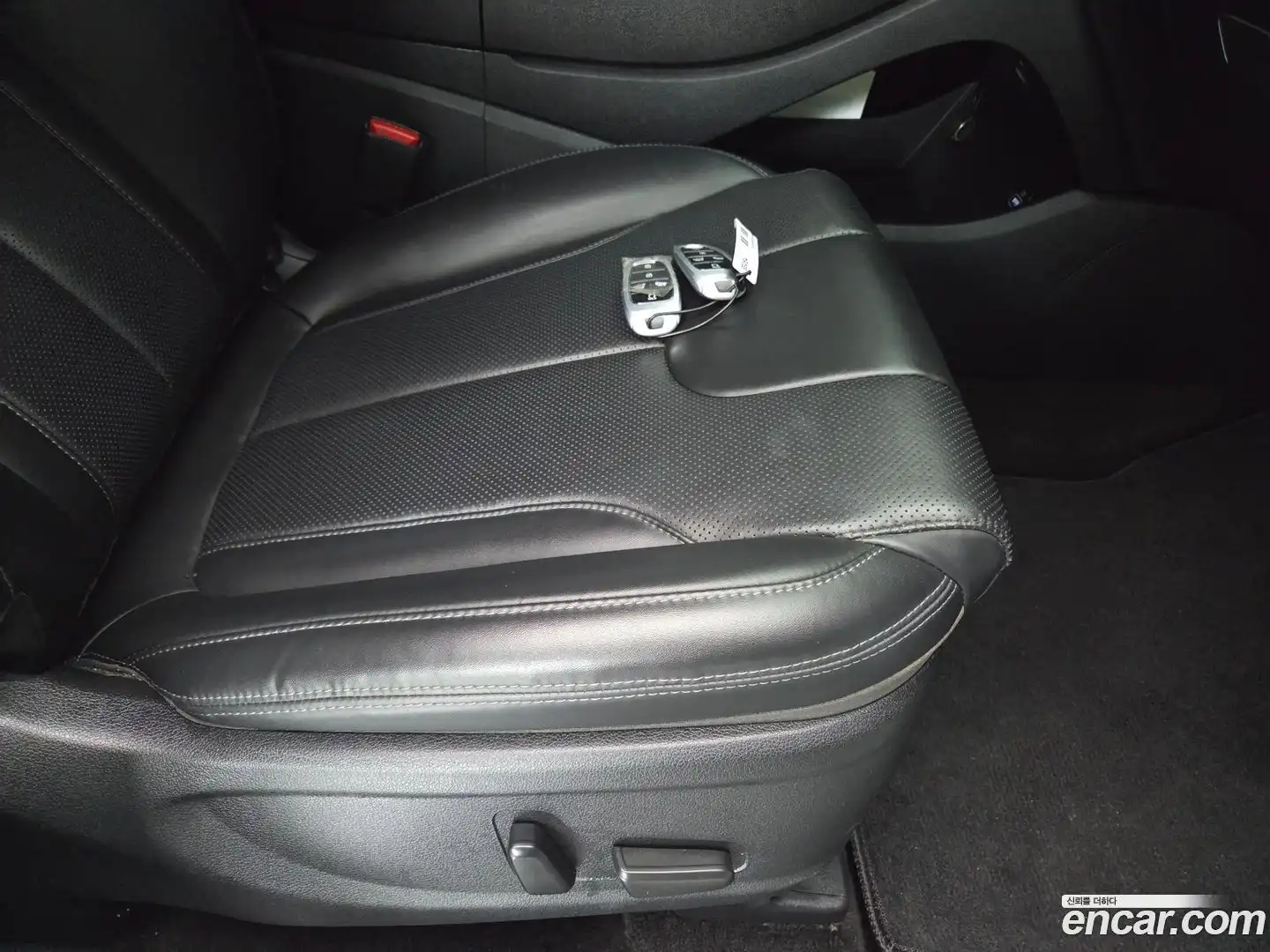 Santafe Hyundai 2021.7-OPTION-015