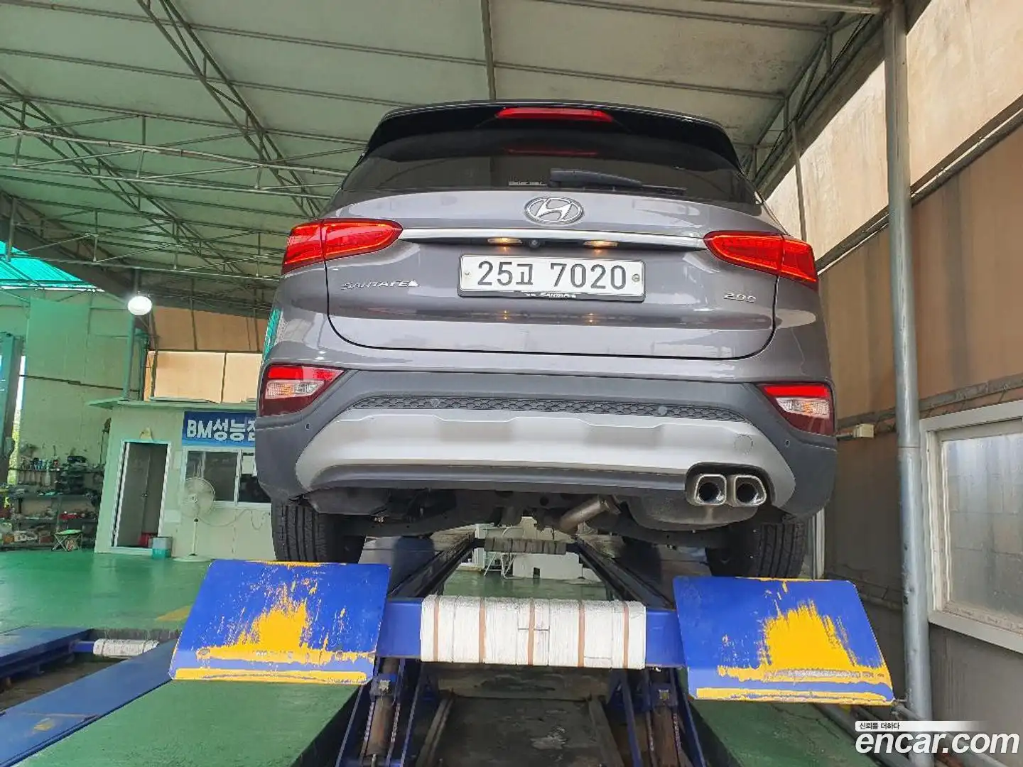 Santafe Hyundai 2019.0-OUTER-002