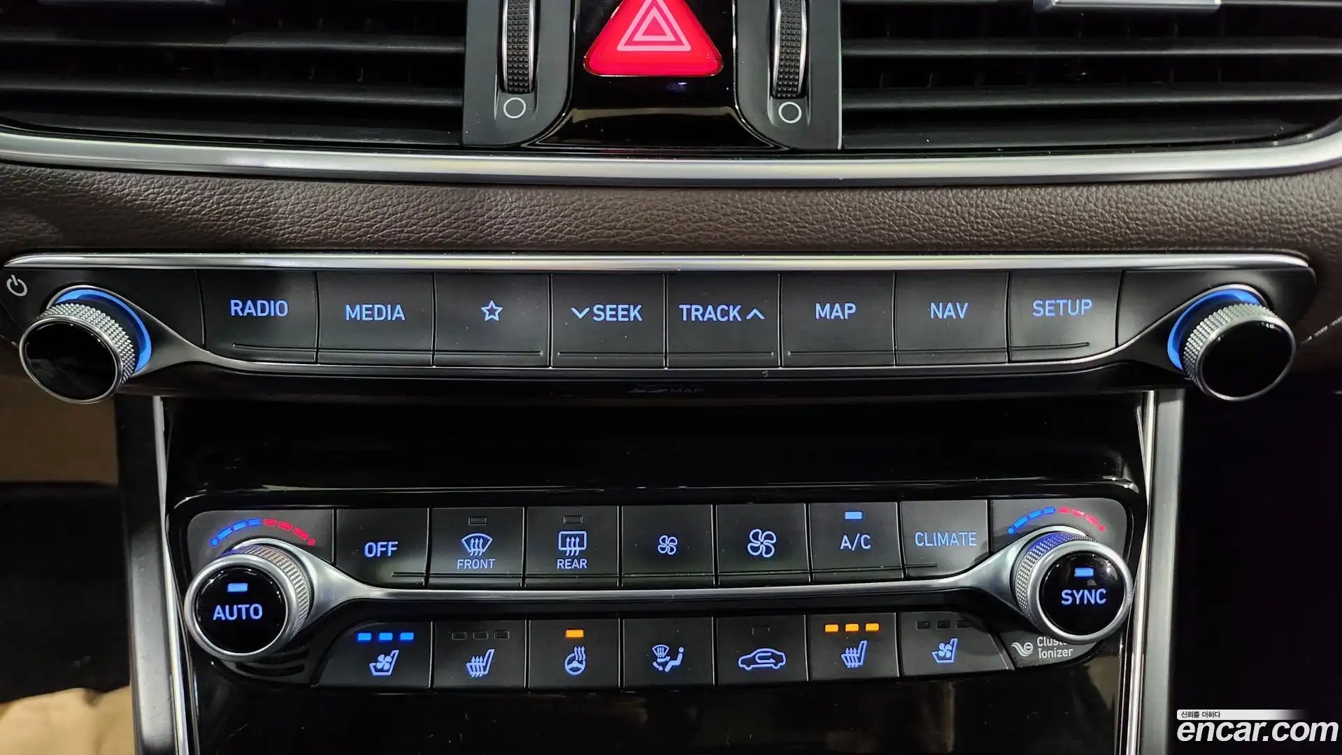Grandeur Hyundai 2017.4-OPTION-015