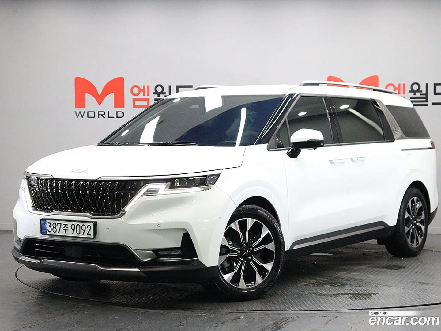 Main__Slider__Photo:Canival Kia 2022.11-0