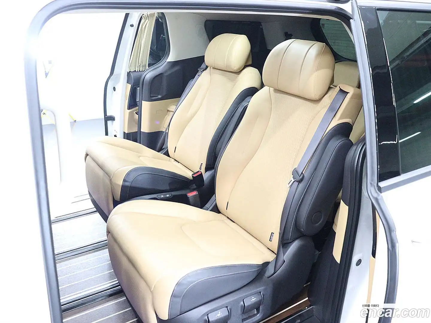 Canival Kia 2022.11-INNER-010