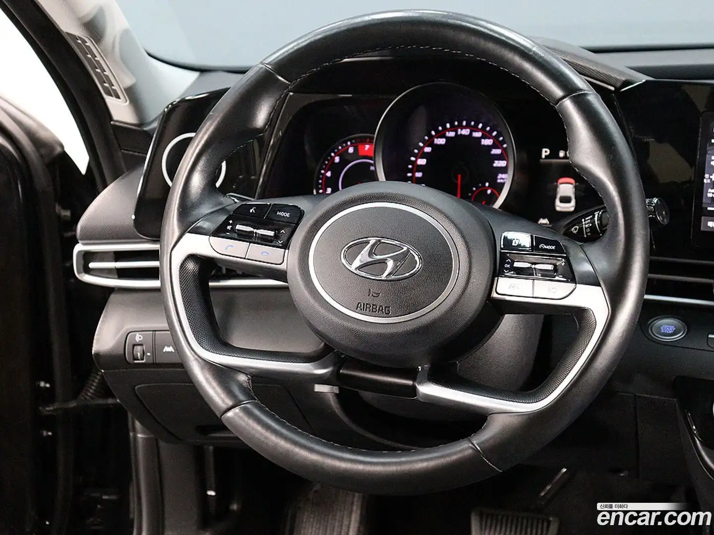 AVANTE Hyundai 2020.7-INNER-009
