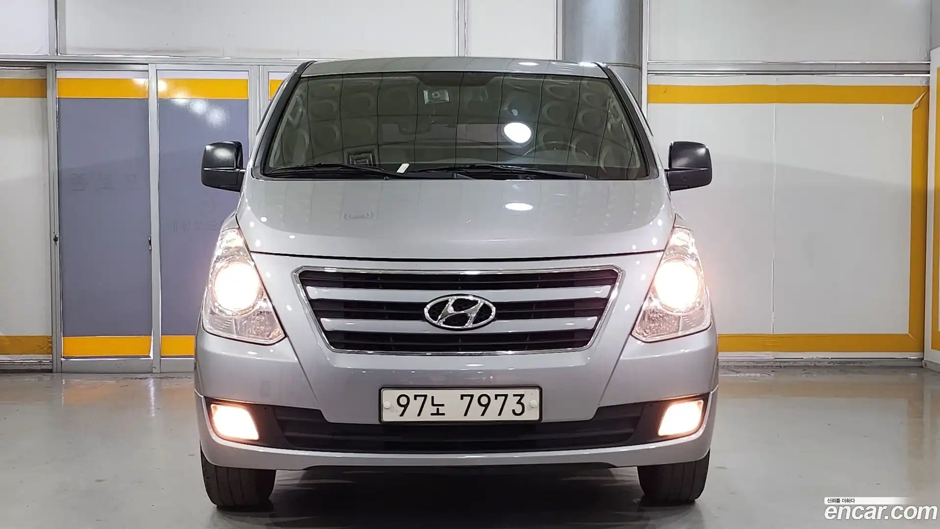 Starex Hyundai 2016.9-OUTER-002