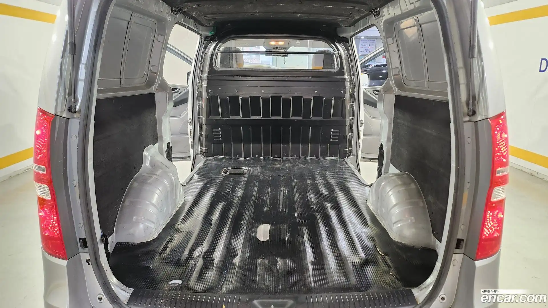 Starex Hyundai 2016.9-INNER-009
