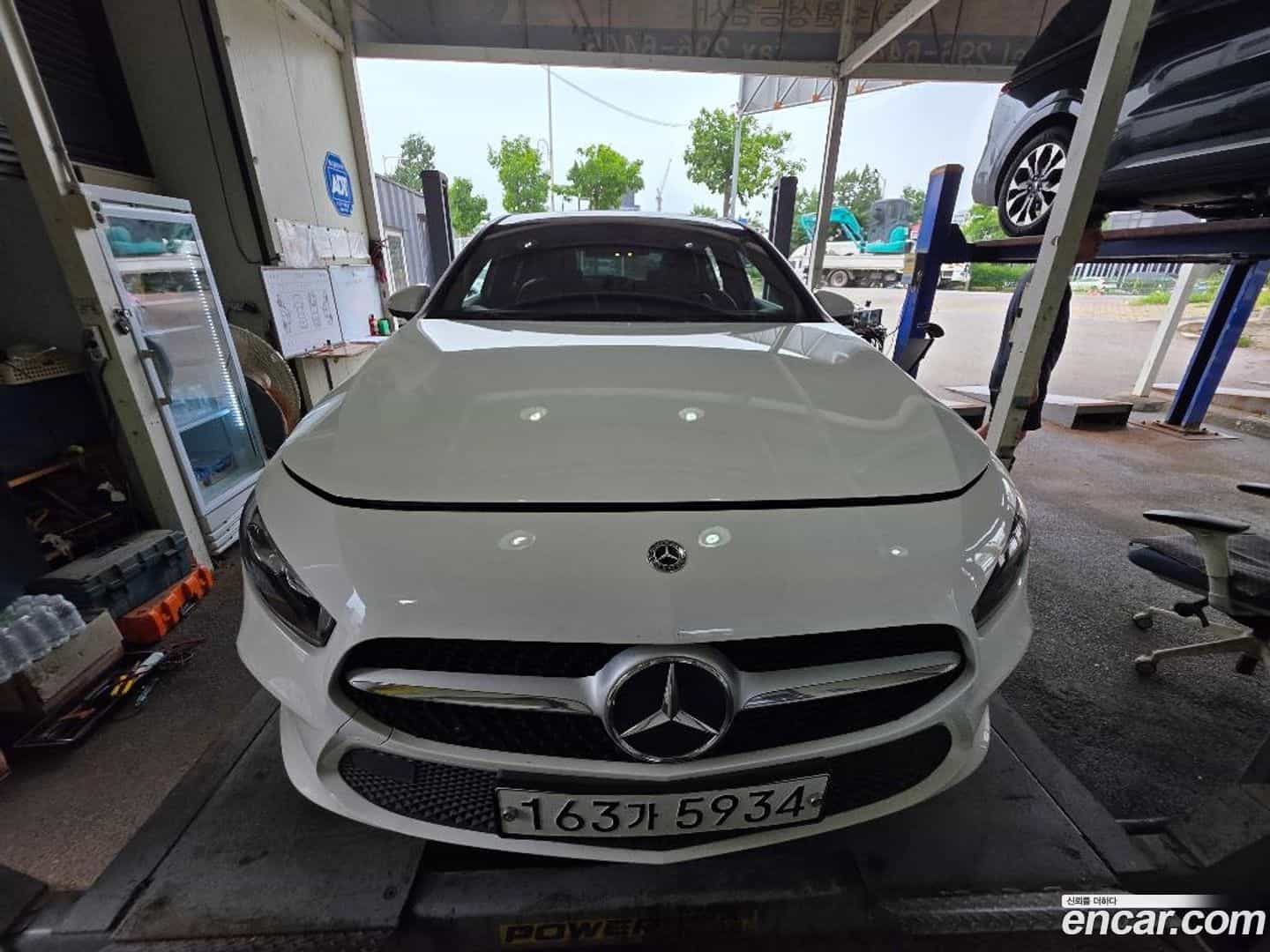 A-Class Mercedes-Benz 2019.9-OUTER-001