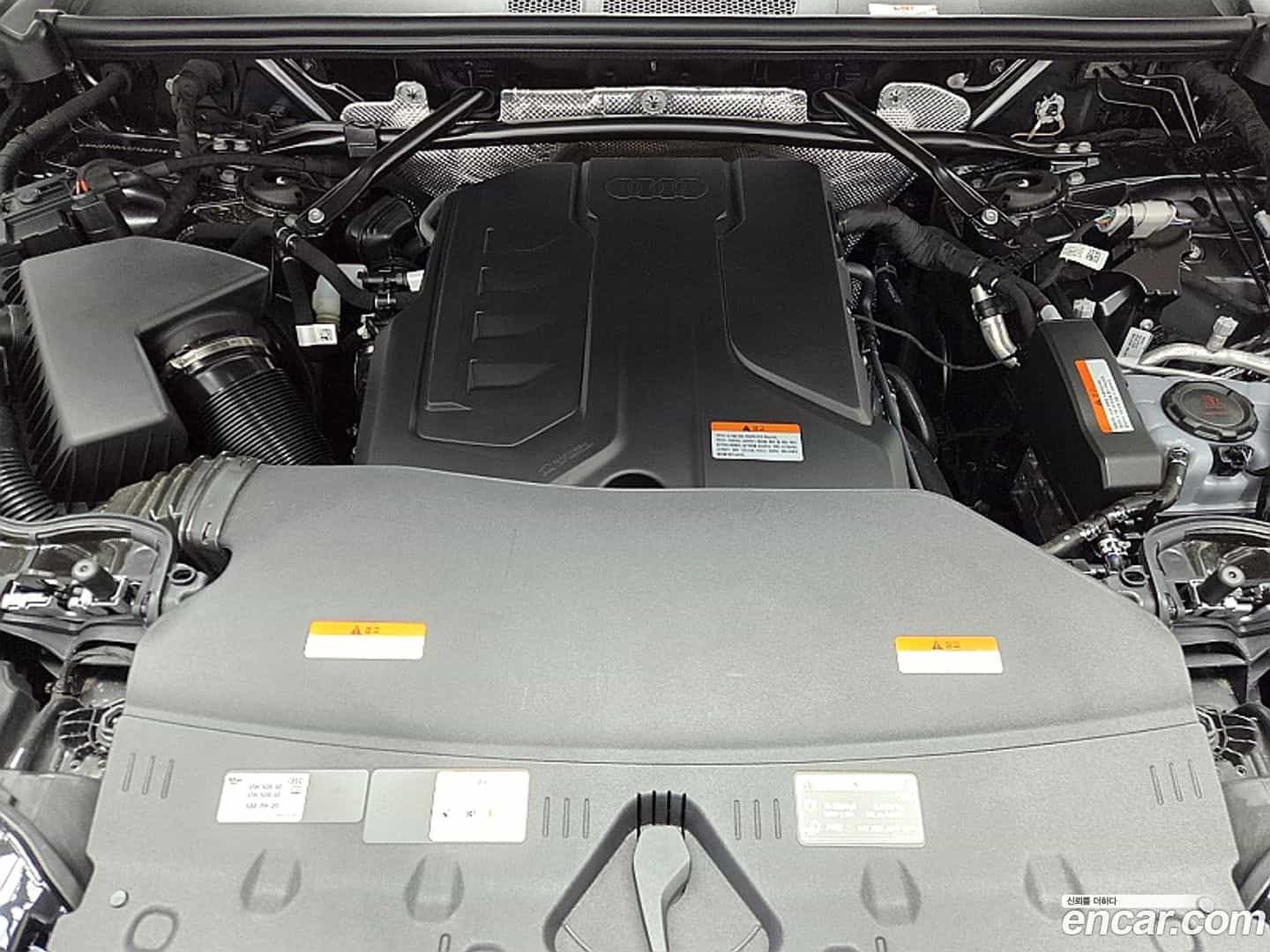 Q5 Audi 2025.11-OPTION-023