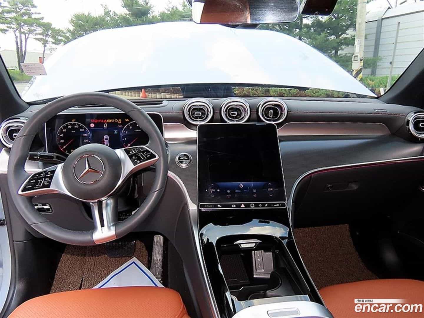 GLC-Class Mercedes-Benz 2025.3-INNER-007