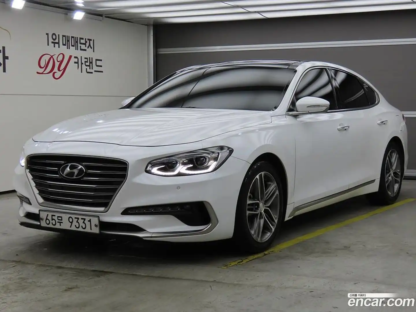 Grandeur Hyundai 2017.6-OUTER-001