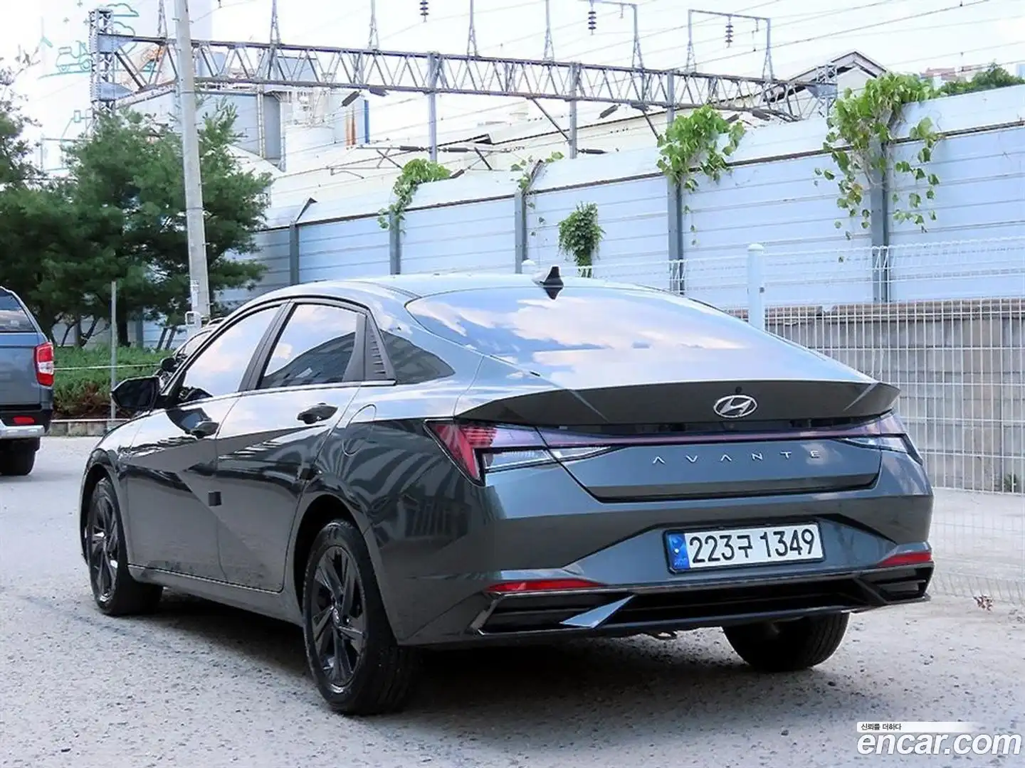 AVANTE Hyundai 2021.5-OUTER-002