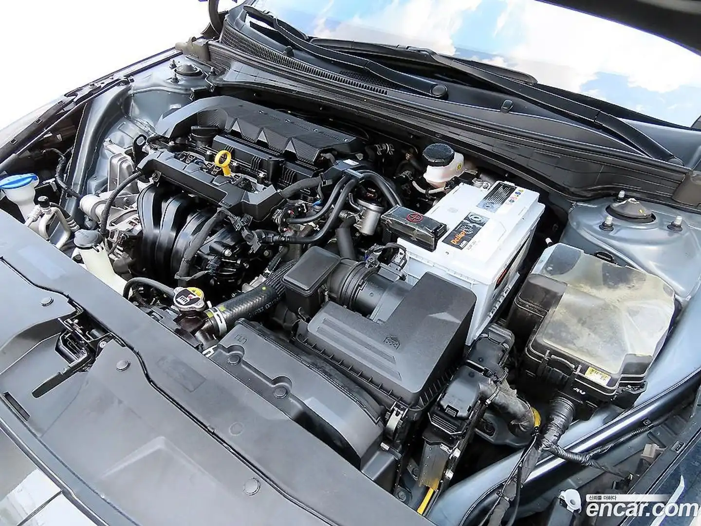 AVANTE Hyundai 2021.5-OUTER-006